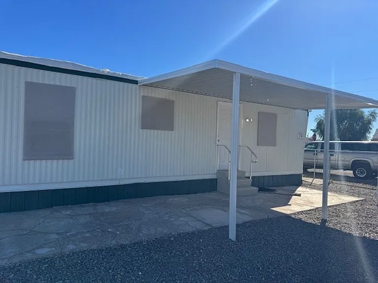 339 Thunderbird Ln — Photo 2