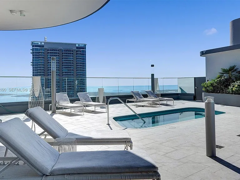 1000 Brickell Plz #Penthouse 5106 — Photo 8
