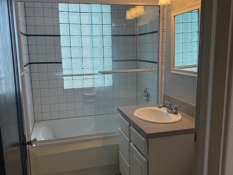 216 Kensington Pl — Photo 10