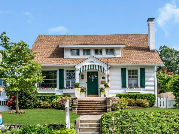 702 River Road, Fair Haven, NJ 07704