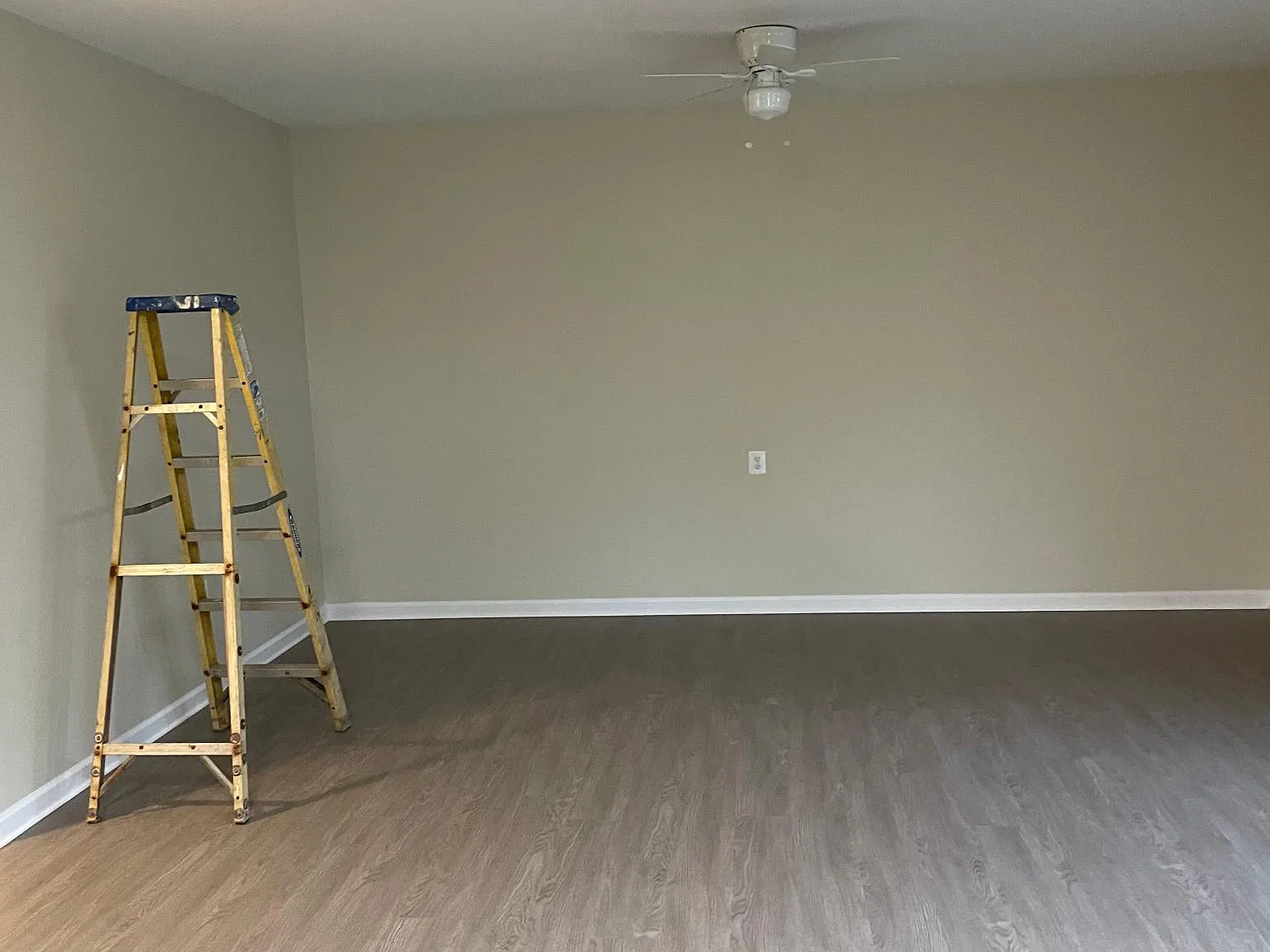 2 bed, 900 sqft, $1,950 — Photo 3
