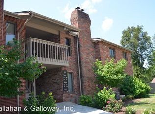104 E Green Meadows Rd APT 16, Columbia, MO 65203