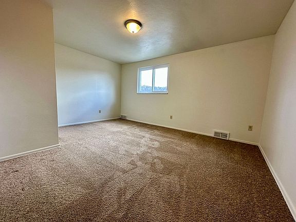 5th image of 102 Savors Ct