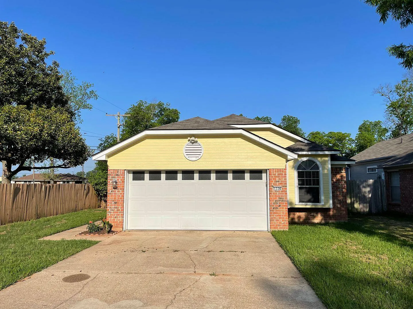 3 bed, 1120 sqft, $1,500 — Photo 1