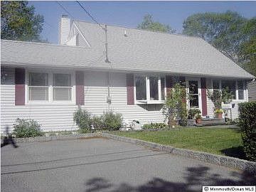 2nd image of 22 Truman Dr