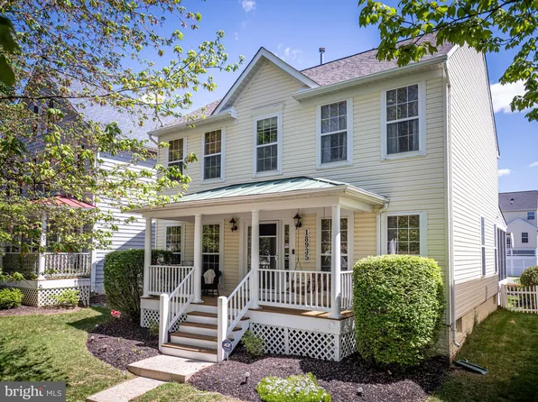 18935 Fountain Hills Dr, Germantown, MD 20874