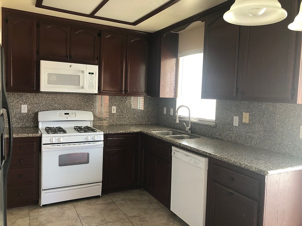 2nd image of 409 Cockney Ct
