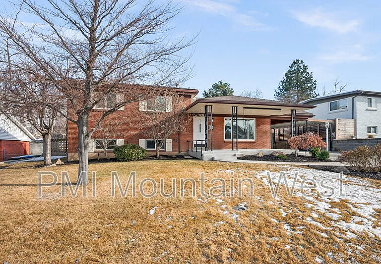 7115 S 2155 E — Photo 3