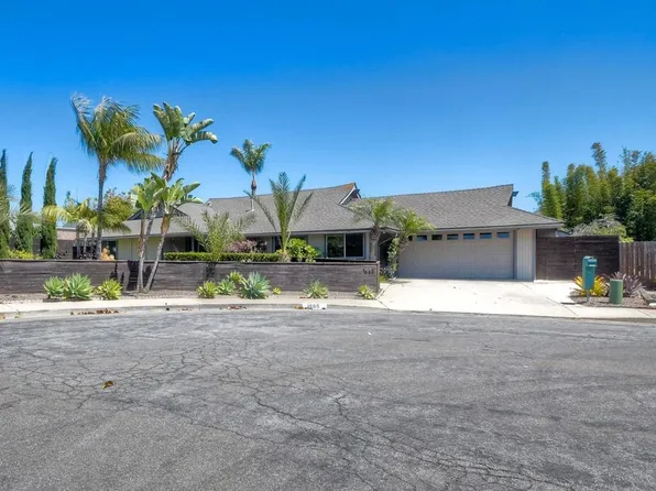 1665 Sandalwood Ln, Carlsbad, CA 92008
