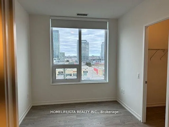 8868 Yonge St #819E — Photo 14