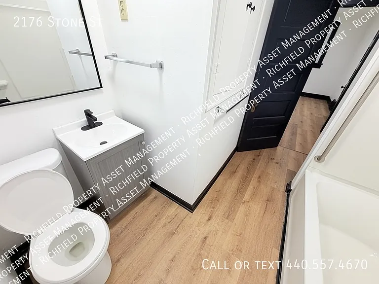 2176 Stone St — Photo 11