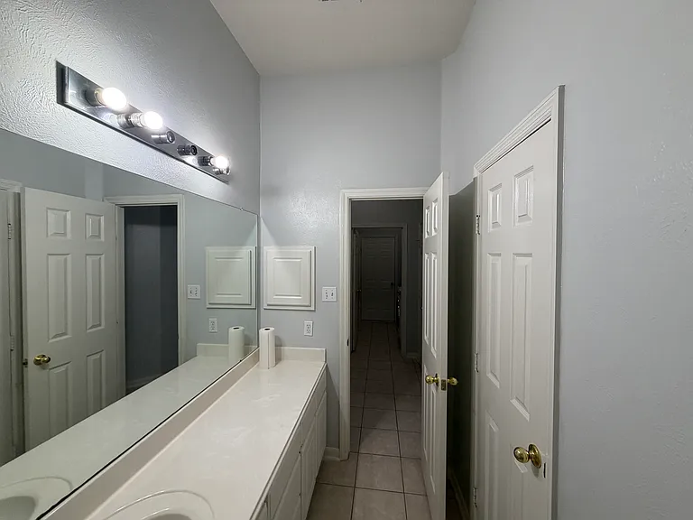 13639 Mansfield Point Ln — Photo 13