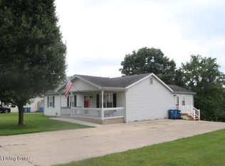 1037 David Dr, Lawrenceburg, KY 40342