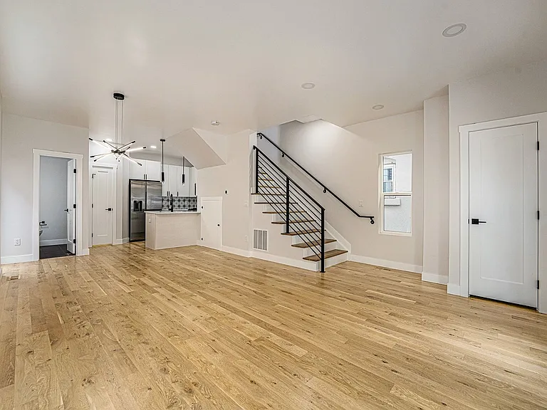 2927 W 28th Ave #2927 — Photo 7