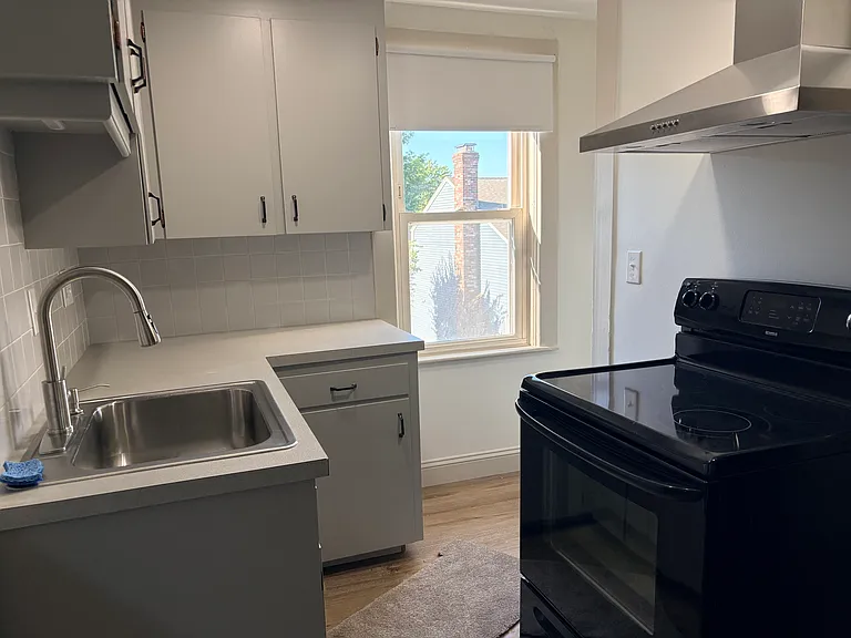 51 Purchase St #2 — Photo 3
