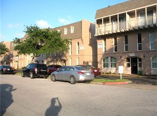 215 Post Office St APT 602, Galveston, TX 77550