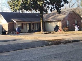 1925 Tissington Dr, Horn Lake, MS 38637