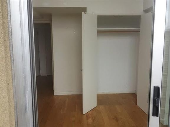 5th image of 196 Scholes St APT 3B