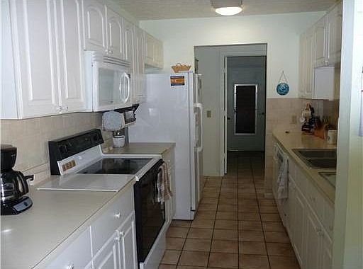 5th image of 12802 SE Royal Troon Ct