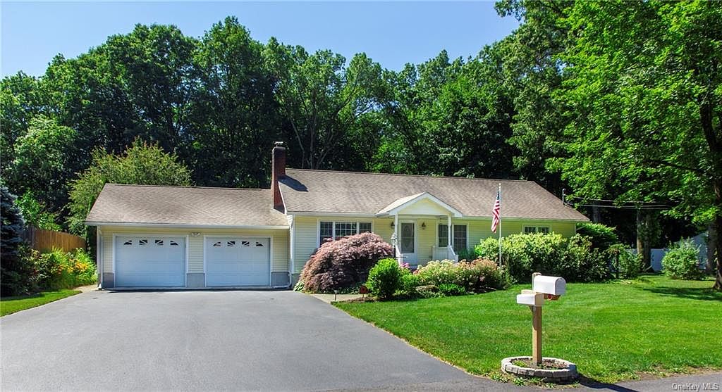 44 Lorraine Boulevard, Poughkeepsie, NY 12603 Zillow