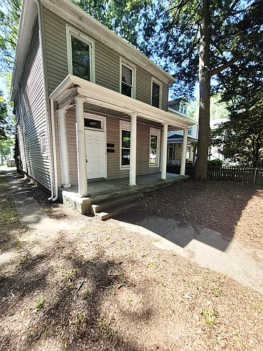 3209 3rd Ave #B Photo 1 3209 3rd Ave #B Photo 1