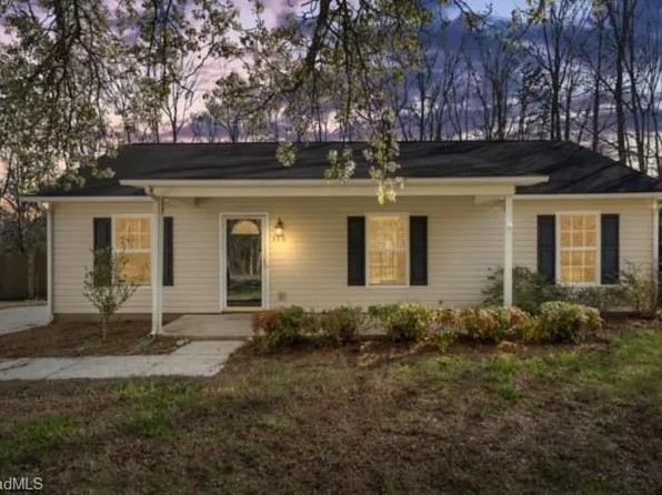 550 E Kime Ave, Liberty, NC 27298