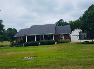 1154 Howard Ln, Leighton, AL 35646