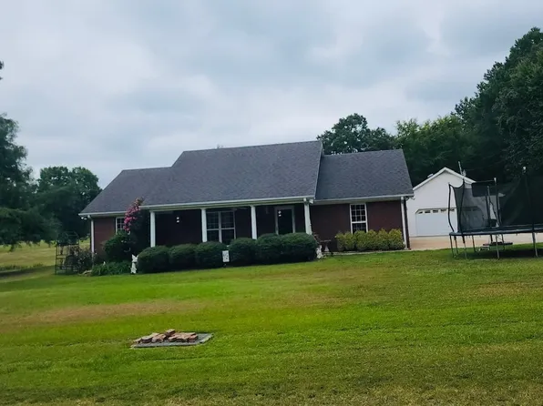 1154 Howard Ln, Leighton, AL 35646