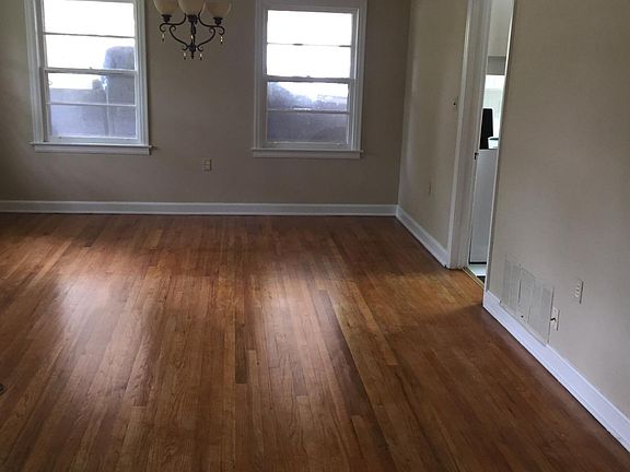 4th image of 2750 Biltmore Ave