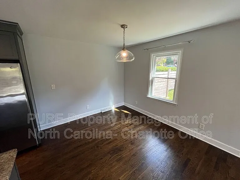 314 Scottridge Dr — Photo 8