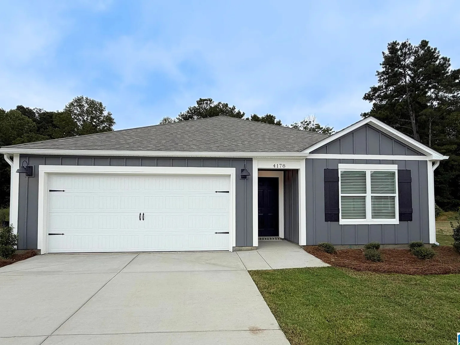 3 bed, 2.0 bath, 1272 sqft, $1,850 — Photo 1