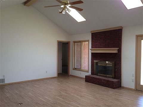 1st image of 111 N York Ave