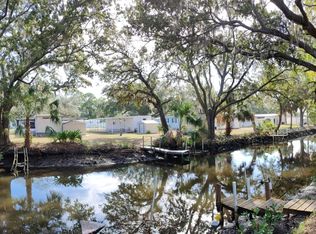 105 22nd St NW #4, Ruskin, FL 33570