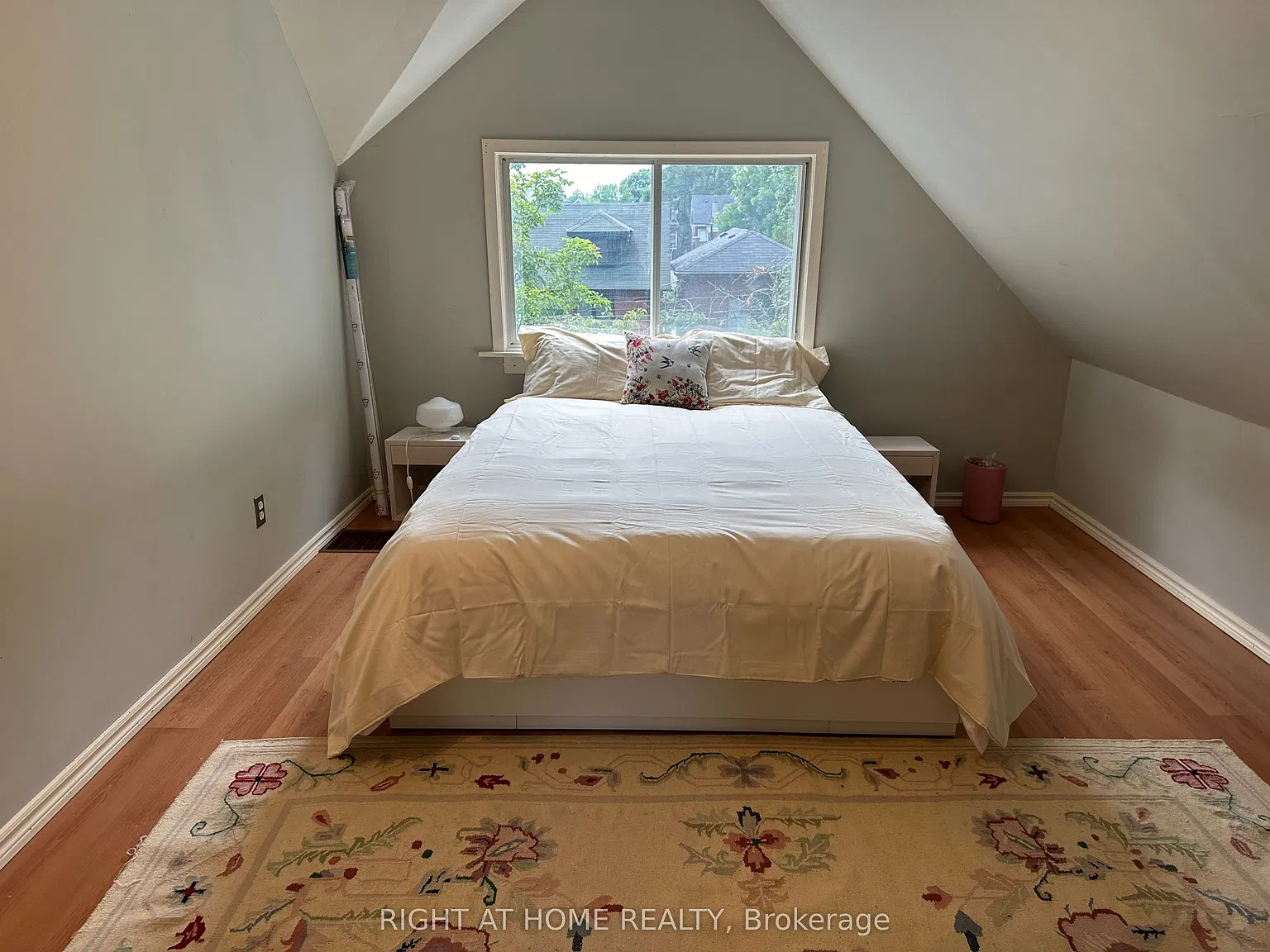 2 bed, $3,200 — Photo 4