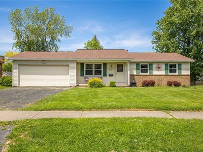 96 Grandview Ln, Rochester, NY, 14612