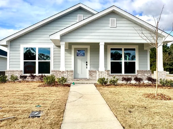 11449 Godart St, Panama City, FL 32404