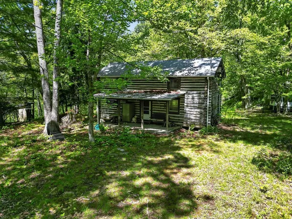 307 Shale Bank Rd, Marion, VA 24354