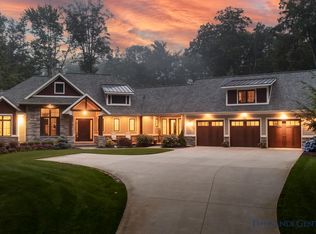 11661 Connor Dr, Grand Haven, MI 49417