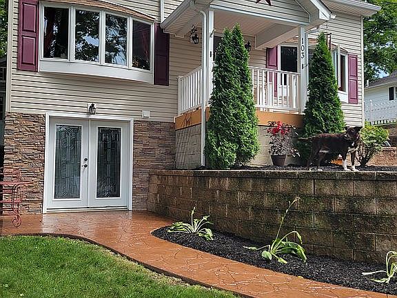 2nd front view with stamped sidewalk