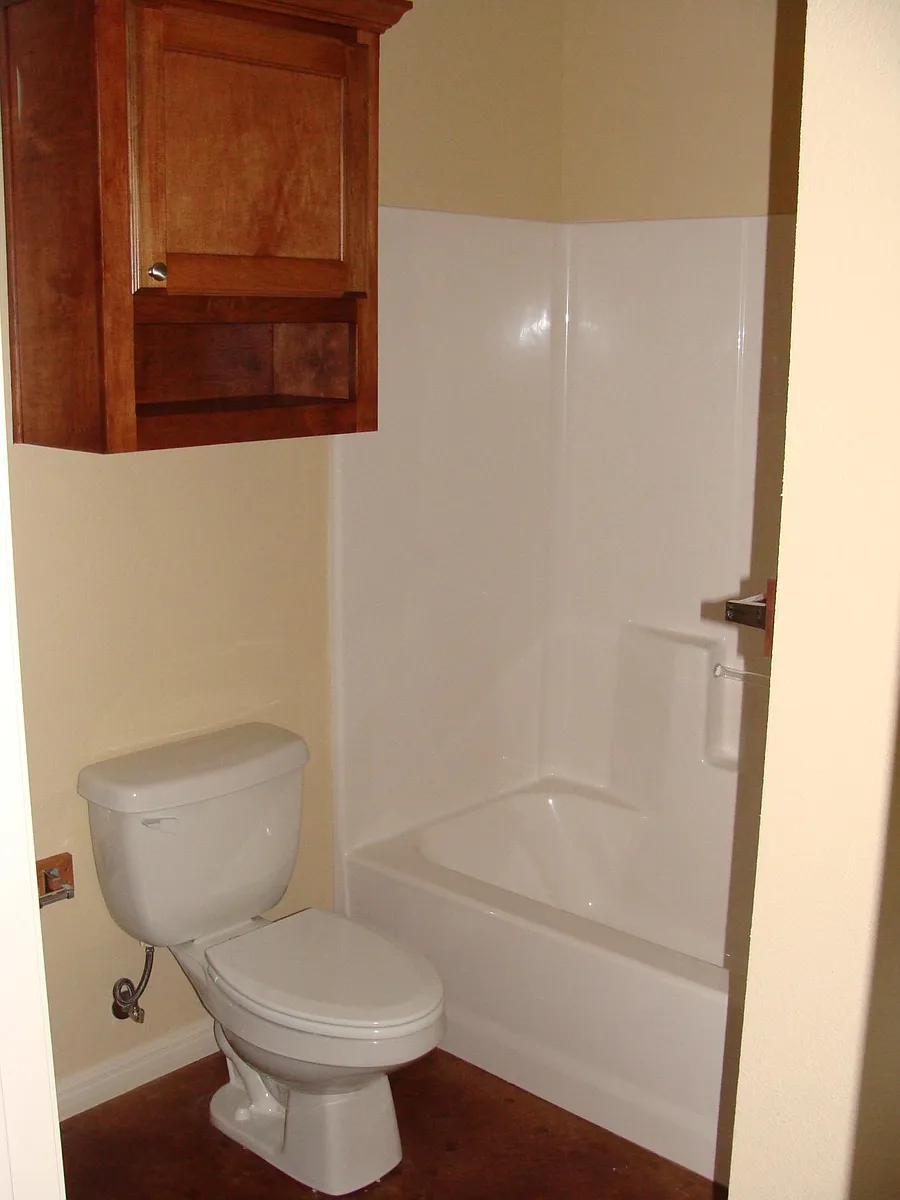 Building Photo - 128 Meadow Park Cir #128