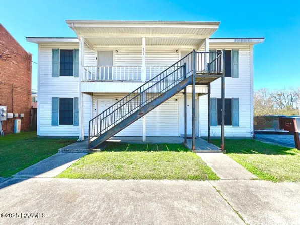 151 Kenneth Boagni Sr Dr, Opelousas, LA 70570