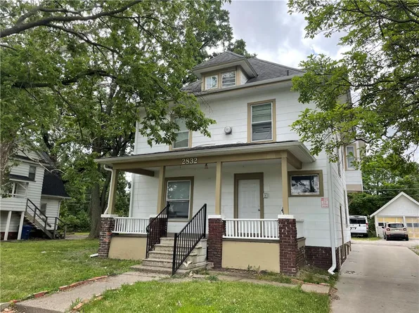 2832 Brattleboro Ave, Des Moines, IA 50311