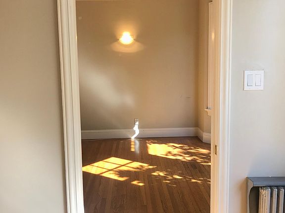 3rd image of 1280 Lombard St APT 302