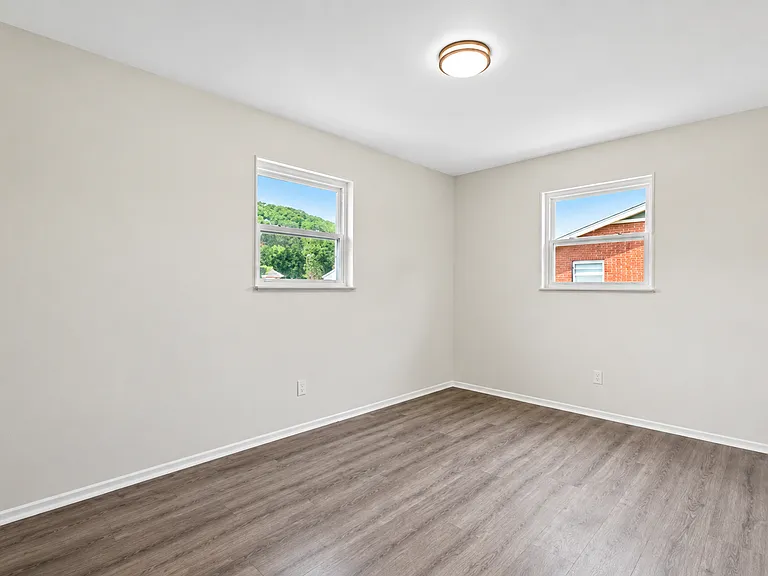 4401 Genny Lynn Dr — Photo 11