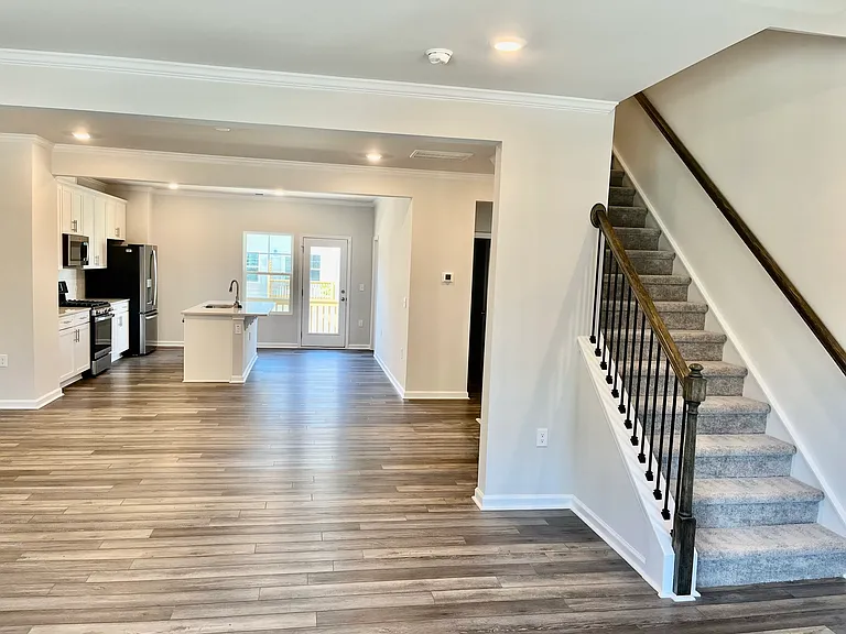 1009 Belloak Way — Photo 11
