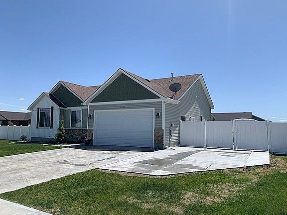 2nd image of 444 Adobe Ct