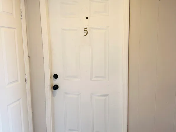 308 E Walnut St #5, Belton, MO 64012