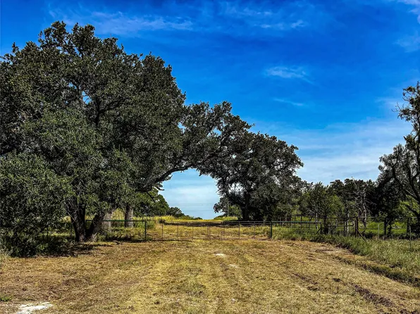 5075 Highway 22, Hamilton, TX 76531