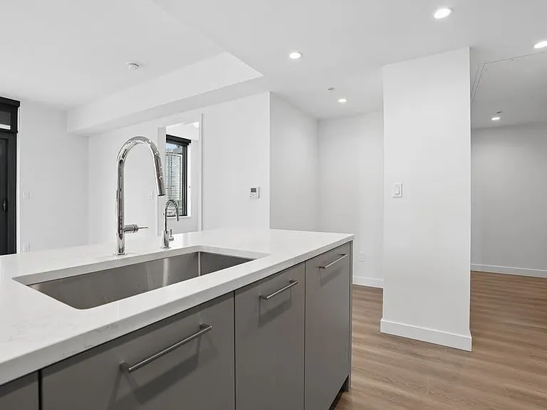 6608 Sussex Ave #504 — Photo 20