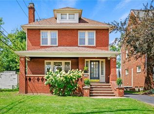 2260 Cranston Rd, University Heights, OH 44118